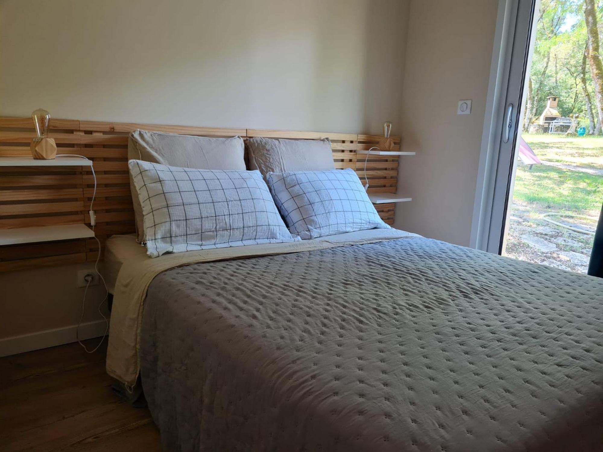 Le Domaine De La Claire Fontaine Gites -Chambres D'Hotes Montvalent Eksteriør billede